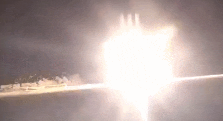 1561106878138949.gif 4将无人机击落。.gif